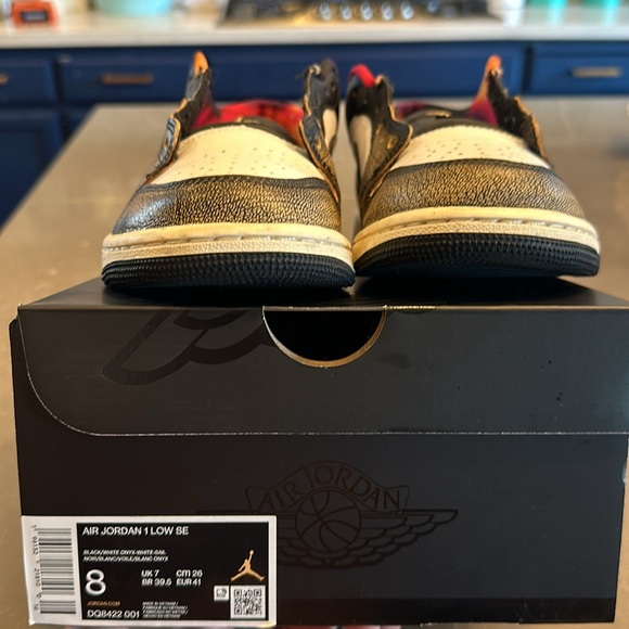 Nike Men’s Air Jordan Low SE | Worn 5 times great condition | Men size 8 - Picture 4 of 4